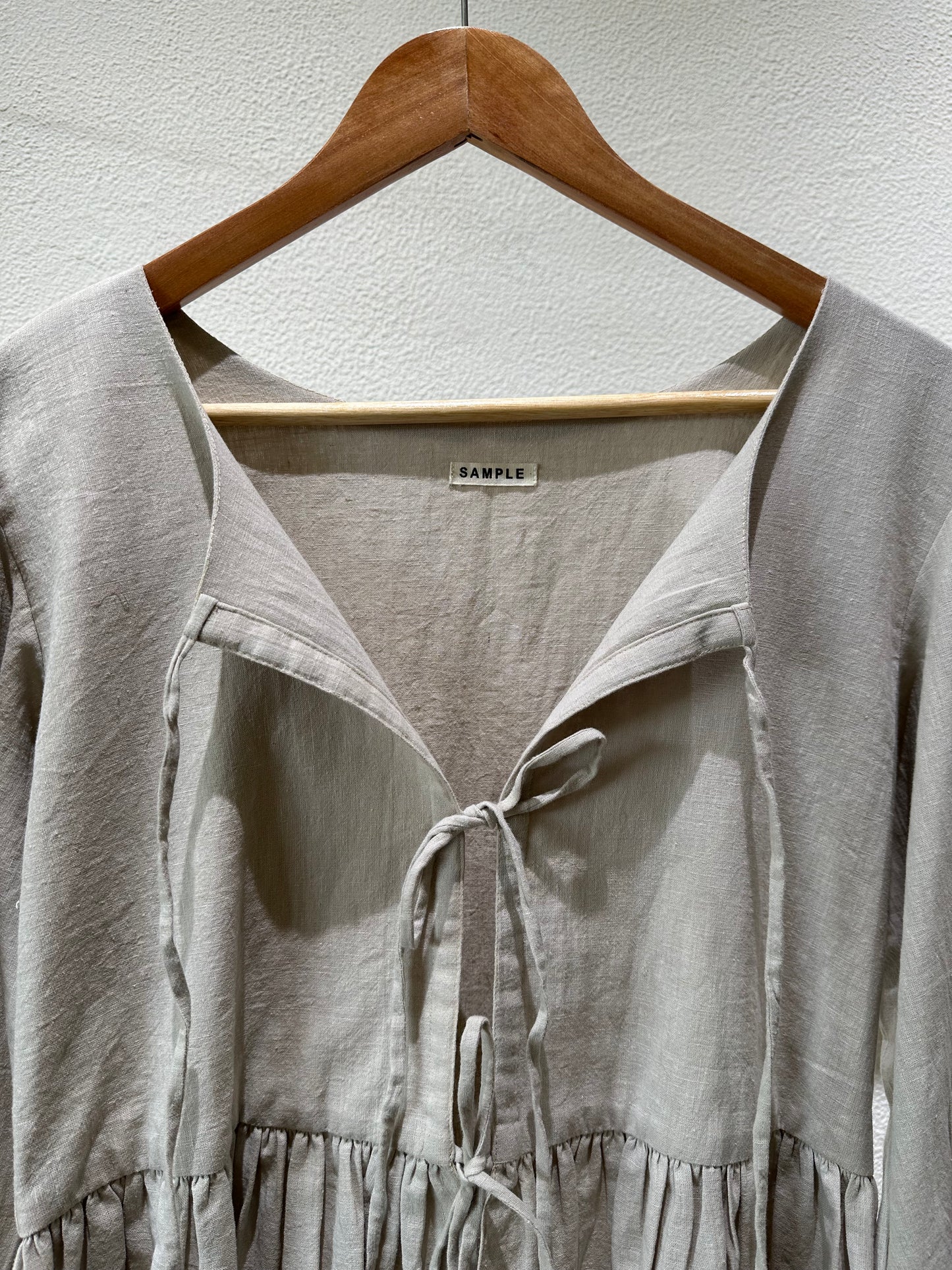 Taupe top - sample